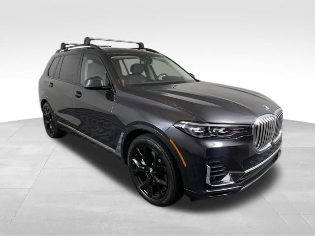 2022 BMW X7 xDrive40i 8