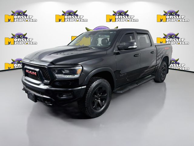 Diamond Black Crystal Pearlcoat 2022 RAM 1500 Pickup Truck Four-Wheel Drive 8-Speed Automatic