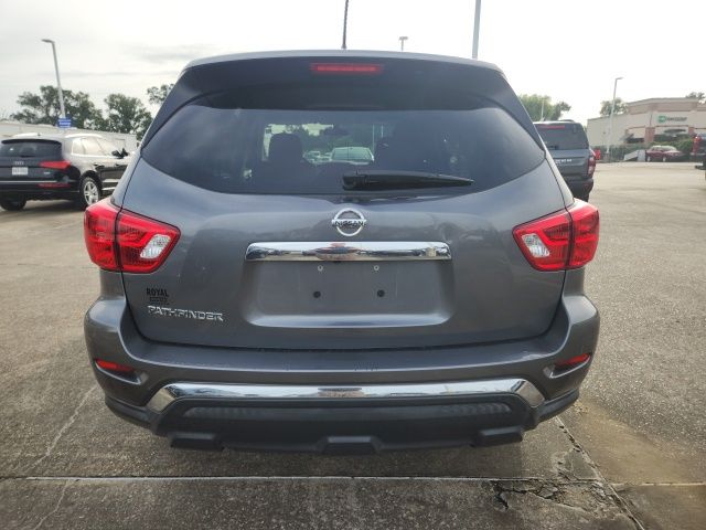 Used 2017 Gray Nissan S image 6