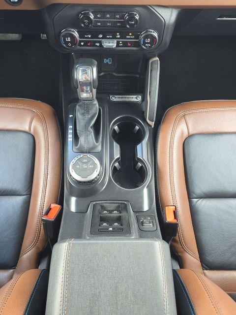 2024 Ford Bronco Outer Banks:B02475