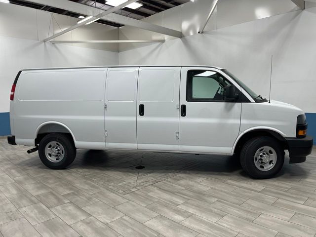 New 2026 Summit White Chevrolet Work Van image 2