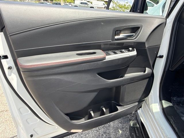 2025 Toyota Sienna - $51,988