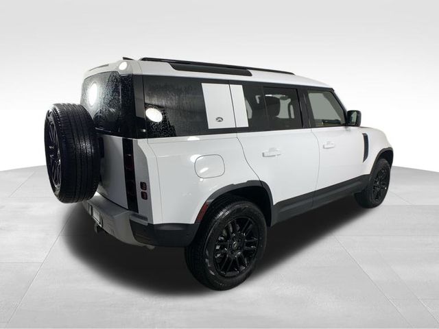 2024 Land Rover Defender 110 S 6