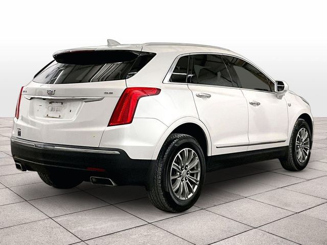 2018 Cadillac XT5 Luxury - 11