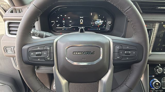 2024 GMC Yukon Denali 33