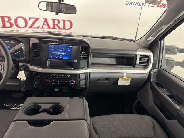 2025 Oxford White Ford Super Duty F-250 SRW XL 4X4 Truck