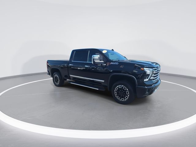 Used 2024 Black Chevrolet High Country image 6