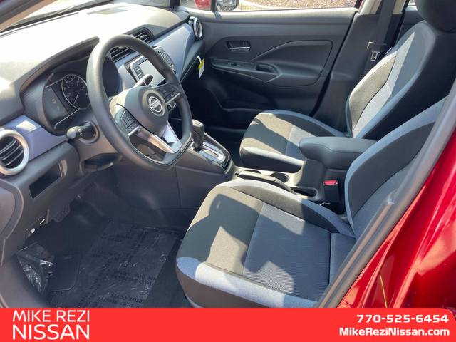 2024 Nissan Versa 1.6 SV 10