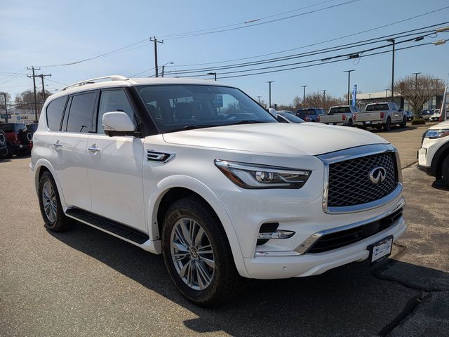 Moonstone White 2022 INFINITI QX80 Luxe 4WD SUV / Crossover All-Wheel Drive 7-Speed Automatic