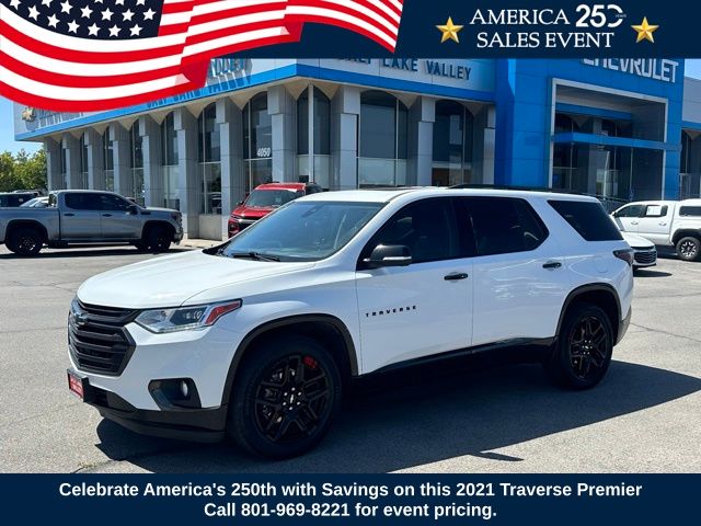 Summit White 2021 Chevrolet Traverse SUV / Crossover Four-Wheel Drive 9-Speed Automatic