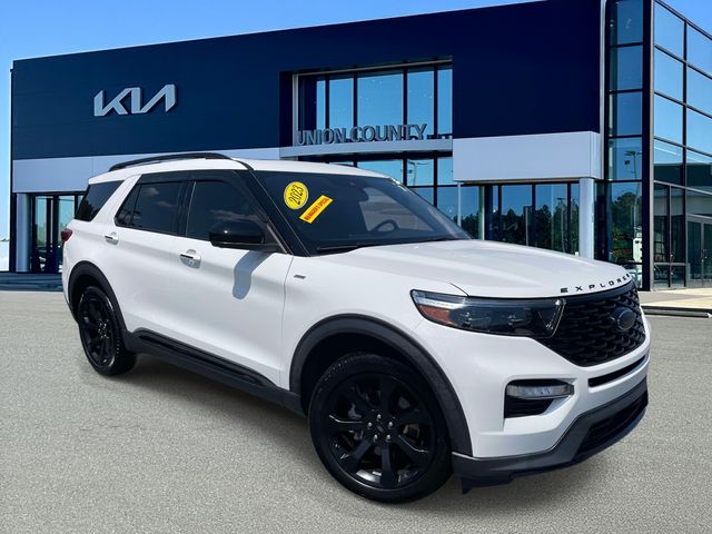 White Metallic 2023 Ford Explorer SUV / Crossover Rear-Wheel Drive Automatic
