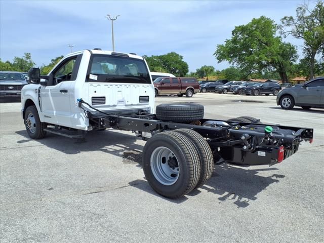 2025 Ford F-350SD XL photo