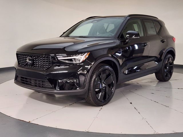 2026 Volvo XC40 B5 Ultra Black Edition