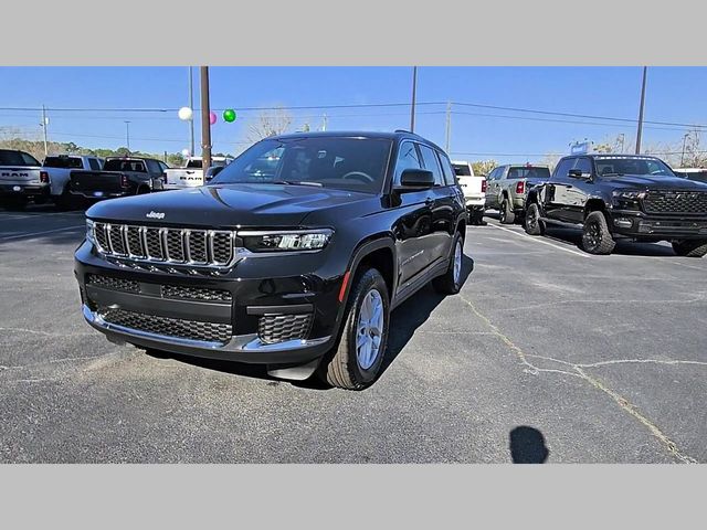 2026 Jeep Grand Cherokee L Laredo 4x4