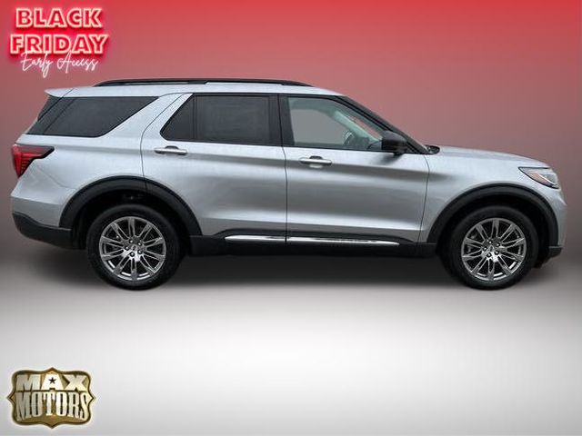 2025 Ford Explorer Active 12