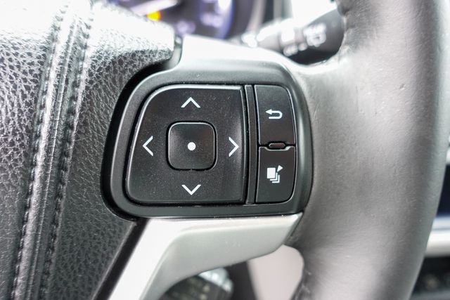 used 2015 Toyota Highlander car, priced at $16,450