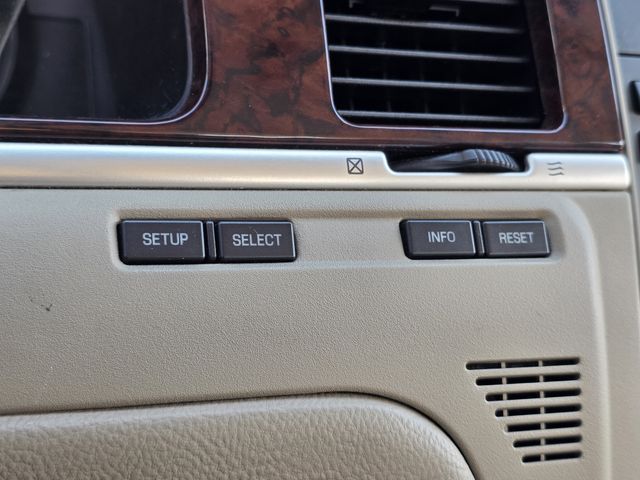 Used 2006 Lincoln Town Car Sedan
