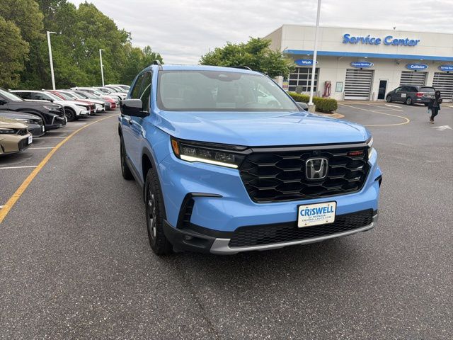 used 2023 Honda Pilot car, priced at $39,995