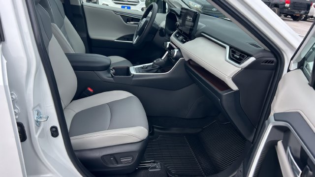 Used 2025 Toyota RAV4 SUV