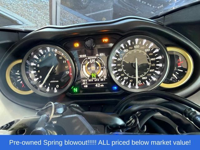 Used 2025 Silver Suzuki R image 30