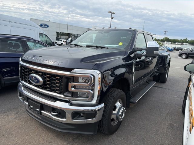 2024 Ford F-350SD Lariat