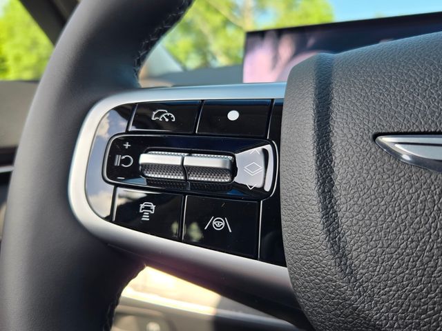 2027 Genesis Gv70