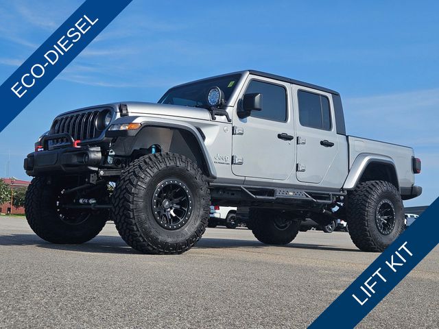 Billet Silver Metallic Clearcoat 2021 Jeep Gladiator Pickup Truck Four-Wheel Drive 8-Speed Automatic