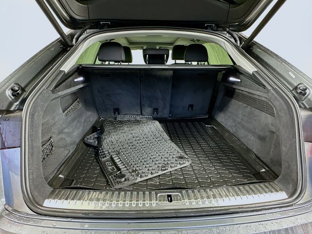 Thumbnail: 2019 Audi Q8 - 27