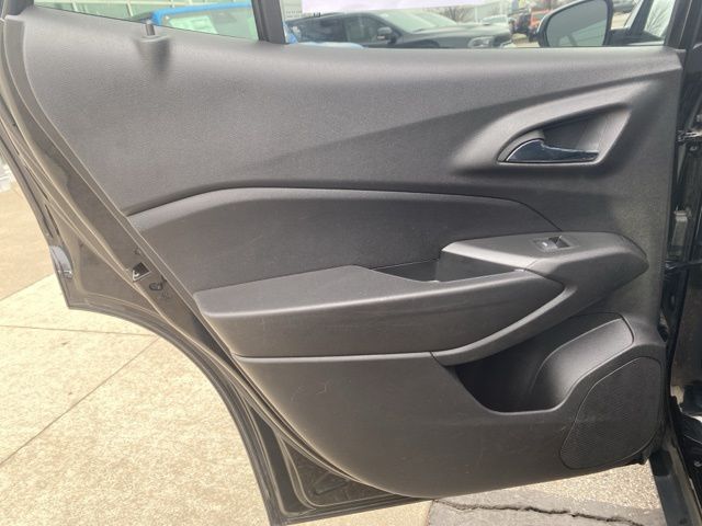 2025 Chevrolet Trax LT - Black Metallic exterior view 20