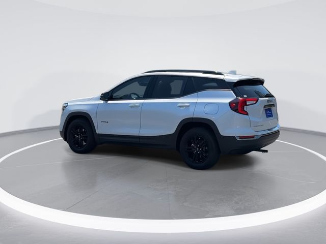 Used 2022 White GMC AT4 image 5