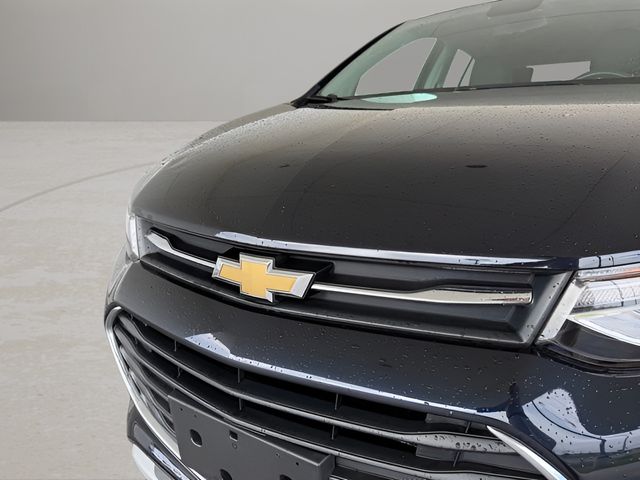 Used 2021 Chevrolet Trax LT with VIN KL7CJPSM0MB372691 for sale in D'Iberville, MS