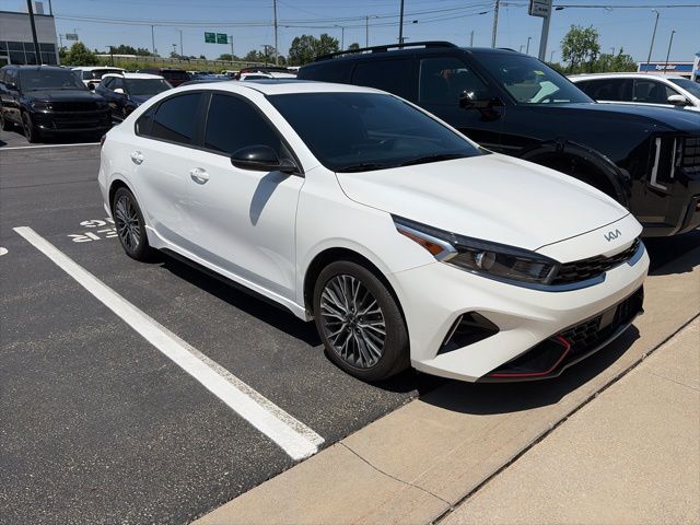 Certified Used 2024 White Kia GT-Line image 3