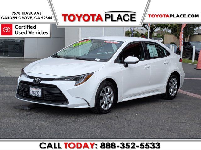 2026 Toyota Corolla LE CVT's photo