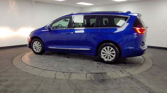 2019 – Chrysler – Pacifica