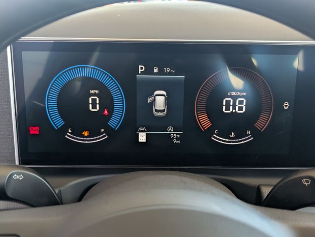 2026 Hyundai Tucson SE Gray at Baytown Hyundai