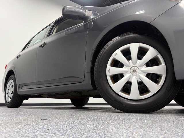 Used 2013 Gray Toyota L image 2