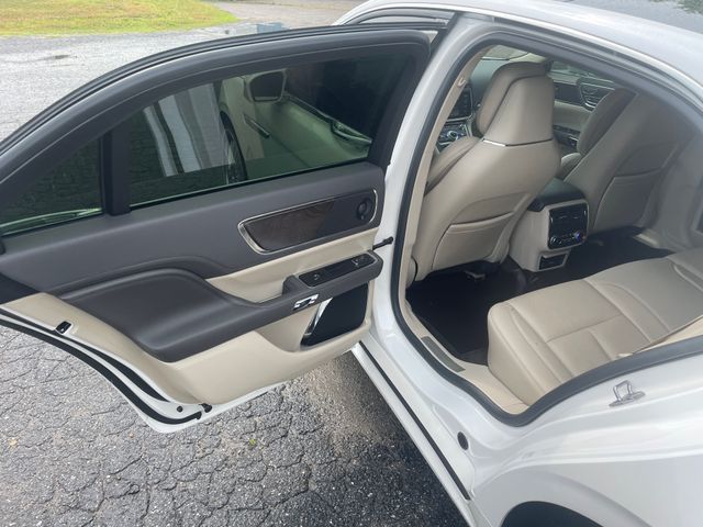 Used 2017 Lincoln Continental Sedan