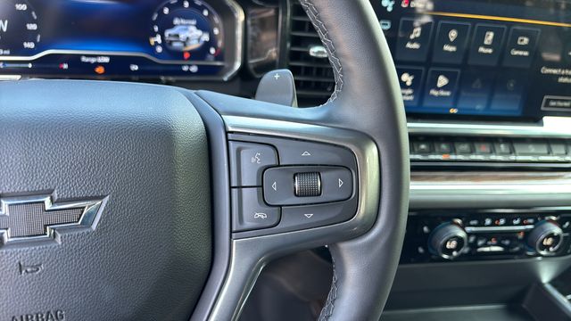 Used 2025 White Chevrolet LT Trail Boss image 24