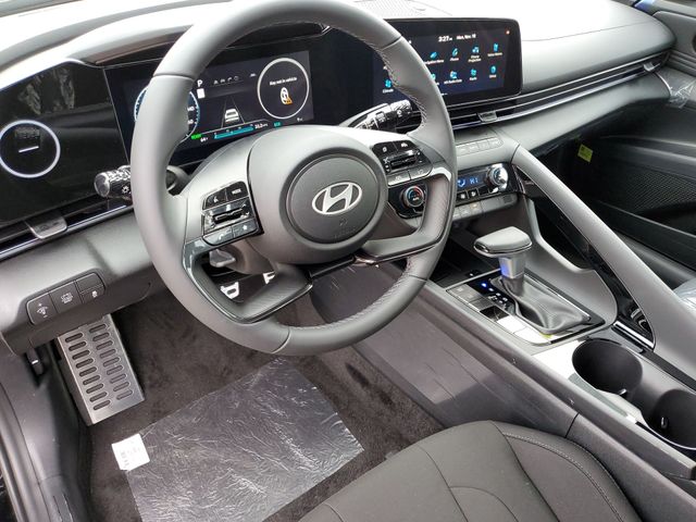 New 2025 Hyundai Elantra Hybrid For Sale in Indianapolis, IN