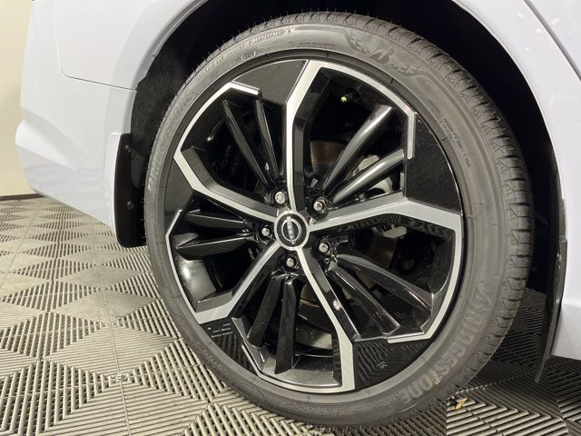 2025 Gray Sky Pearl Nissan Altima 2.5 SR FWD Sedan