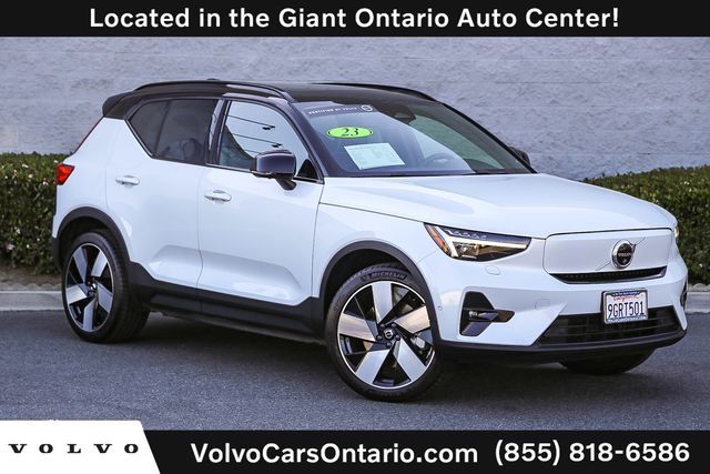 Crystal White 2023 Volvo XC40 Recharge Twin Ultimate eAWD SUV / Crossover All-Wheel Drive 1-Speed Automatic