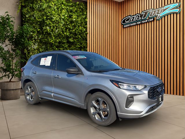 2023 FORD ESCAPE ST-LINE • AWD • ECOBOOST CLEAN CARFAX • 1 OWNER HEATED SEATS • HEATED STEERING WHEEL • REMOTE START • FORD CO-PILOT360