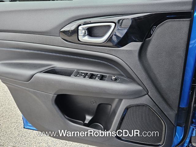 New 2026 Blue Jeep Latitude image 26