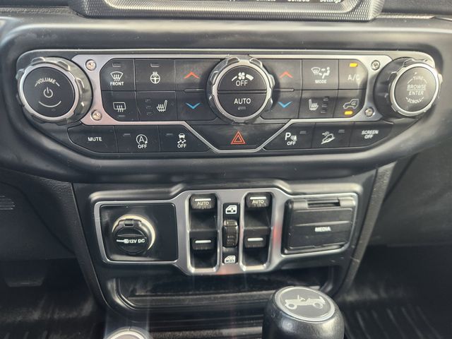 2018 Jeep Wrangler Unlimited Sahara Silver at Autostrade
