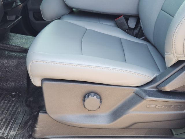 2024 Oxford White Ford Super Duty F-350 SRW XL 4X4 Truck
