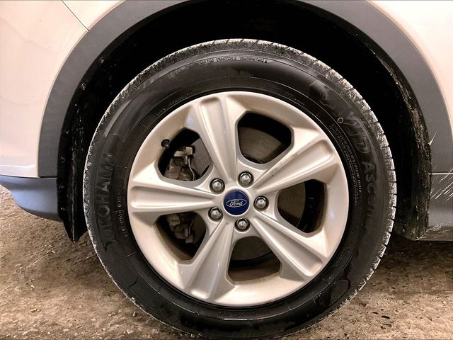 2015 Ford Escape SE White at Phil Fitts Ford