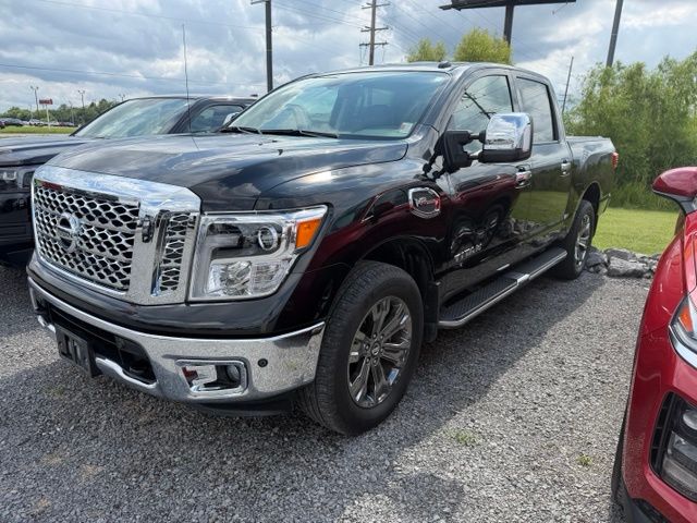 Gray (Magnetic Black) 2017 Nissan Titan Pickup Truck Four-Wheel Drive 7-Speed Automatic