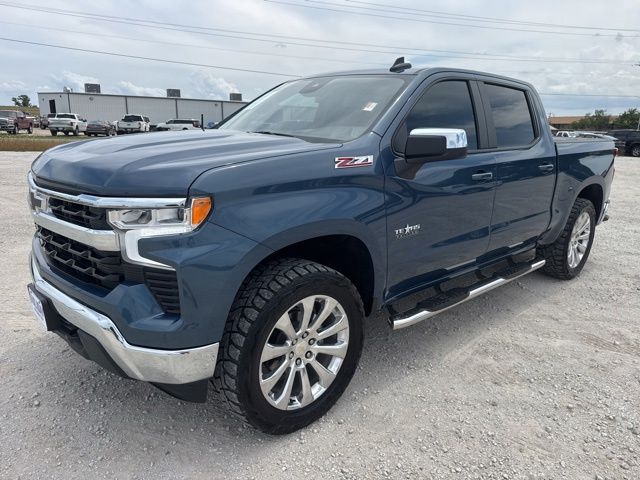 Lakeshore Blue 2024 Chevrolet Silverado 1500 LT Crew Cab 4WD Pickup Truck Four-Wheel Drive Automatic