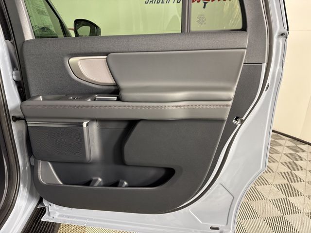 2025 Glacier Gray Metallic TriCoat Ford Expedition Max 4X4 SUV