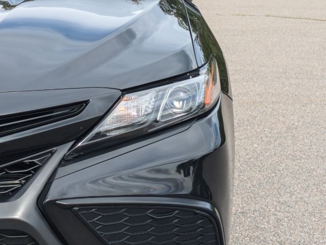 2022 Toyota Camry SE 12